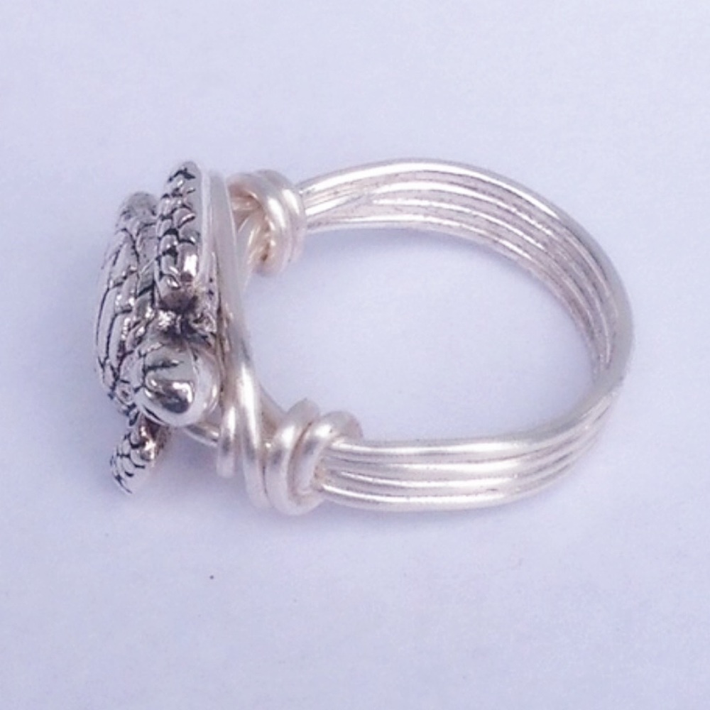 Turtle Wire Wrapped Ring - Picture 2 of 4